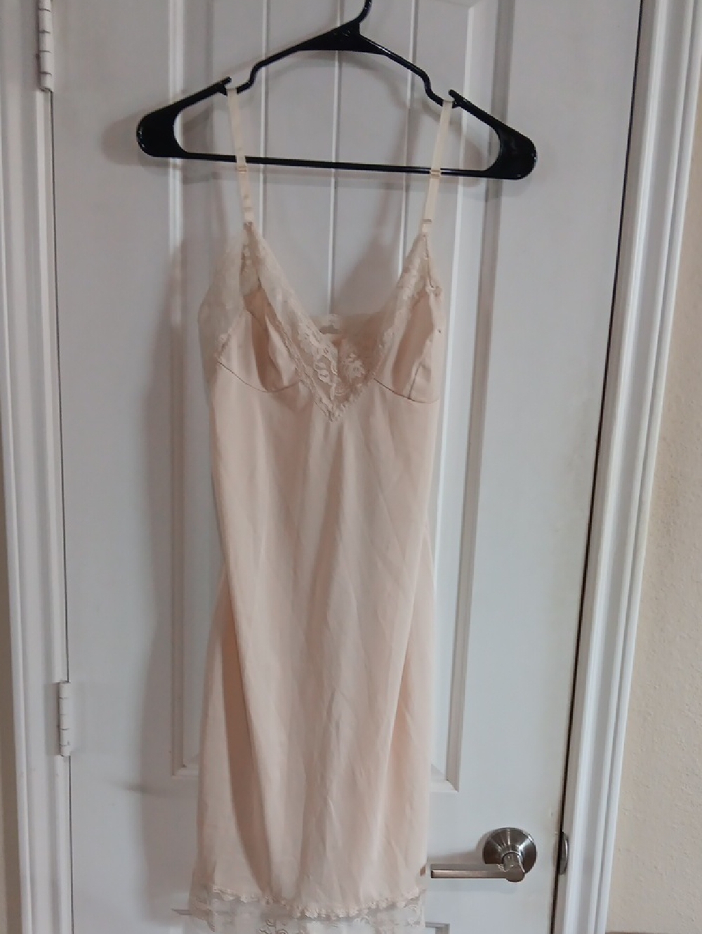 Vintage Stone Lingerie Lace Detail Full Slip - Made in USA - Size 34